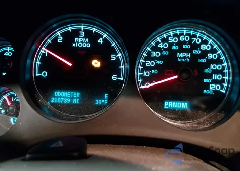 2010 GMC Yukon Xl 1500 Slt z USA, uszkodzony, nr VIN 1GKUKKE34AR282901